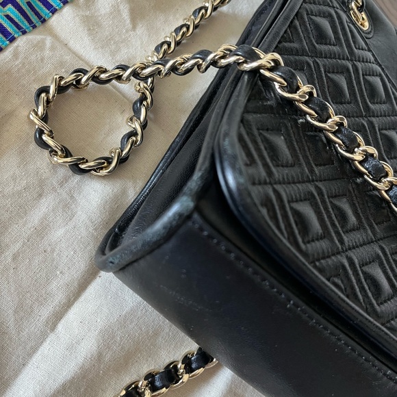Tory Burch Black Quilted Chain Shoulder Bag - Picture 10 of 10